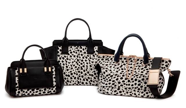 <strong>Chloé｜アイコンバッグがダルメシアンプリントで登場</strong>　（左より）ALICE mini bag[W25×H17×D14]　22万3000円、ALISON small tote bag[W30×H25×D18]　17万8000円、BAYLEE medium bag[W40×H35×D17]　35万9000円（すべて税抜価格）