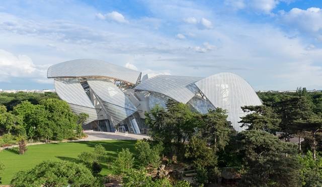<strong>ART｜現代アート美術館「ルイ・ヴィトン ファウンデーション」が10月開館</strong>　The Fondation Louis Vuitton © Iwan Baan, 2014