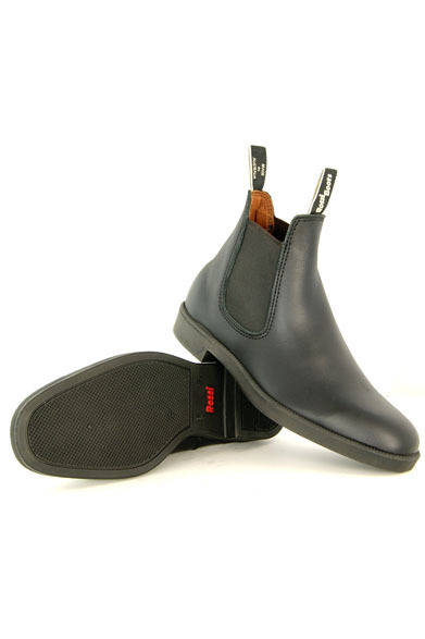 <strong>ROSSI BOOTS｜ロッシーブーツ</strong>　ロッシーのオリジナル新型ソール「Nulite（ヌーライト）」を使用した、軽量で美しいシルエットのドレスブーツ。「TAMWORTH DRESS BOOT」と同型・色ちがいのブラック牛革。2014年秋ニューモデル。「ARMIDALE DRESS BOOT」3万7584円