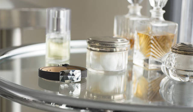 <strong>netatmo｜ネタトモ</strong>　ウェアラブルデバイス「JUNE」