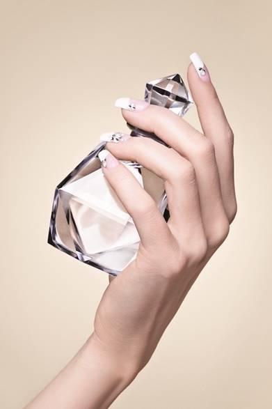 <strong>SWAROVSKI｜ネイルデザイン・ボックス新発売</strong>　Delight