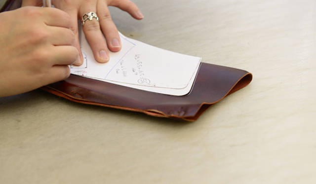 <strong>JOHN LOBB｜ジョンロブ</strong>　アトリエ内部