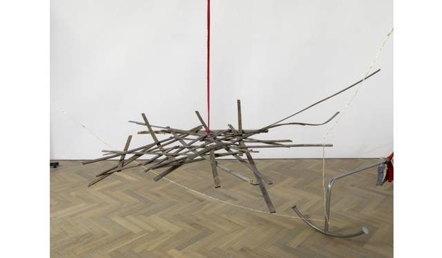 <strong>ART｜アブラハム・クルズヴィエイガスによる日本初個展をラットホールギャラリーで開催</strong>　Abraham Cruzvillegas Autodestrucción 4:Demolicion  One More Time Installation view ©Abraham Cruzvillegas Courtesy of the artist 