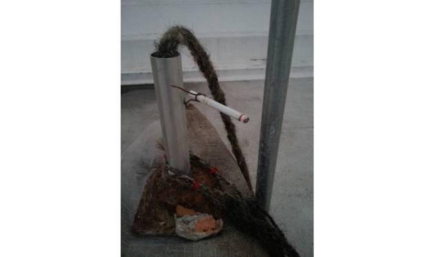 <strong>ART｜アブラハム・クルズヴィエイガスによる日本初個展をラットホールギャラリーで開催</strong>　Abraham Cruzvillegas Selfportrait as a sparkling frontierman, embracing the portrait of Giebrto Bosques,listening to pirekuas and gulping down esquites outside the cathedral 2014 　©Abraham Cruzvillegas Courtesy of the artist 