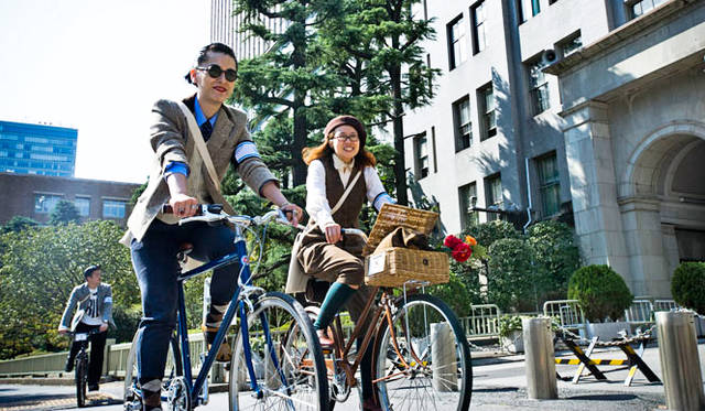 <strong>Tweed Run TOKYO｜ツイードラン 東京</strong>　「Tweed Run TOKYO 2013」の様子