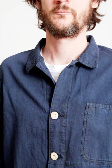 SUWORK JACKET 3万8000円、NO PRINT / POCKET T-SHIRTS 6300円