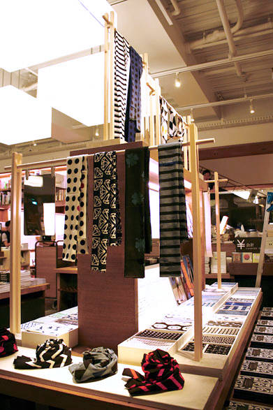 <strong>KAMAWANU｜かまわぬ</strong>　代官山 蔦屋書店　「BY KAMAWANU」期間限定ポップアップストア