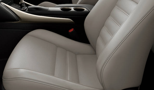 新色として採用されたムーンストーン インテリアカラー