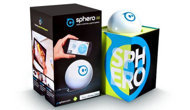 <strong>宇宙ミュージアム「TeNQ（テンキュー）」</strong>　スマートトイ「Sphero（スフィロ）2.0」