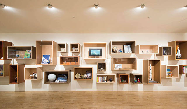 <strong>宇宙ミュージアム「TeNQ（テンキュー）」</strong>　壁面ディスプレイ