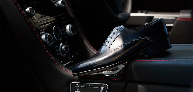 <strong>JOHN LOBB｜ジョンロブ</strong>　「JOHN LOBB FOR ASTON MARTIN」
