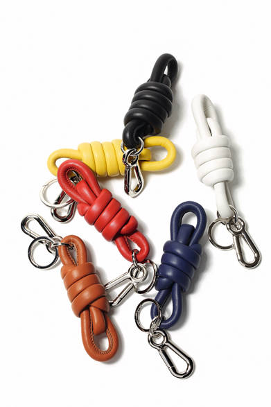 「ノット キーリング」各4万4280円