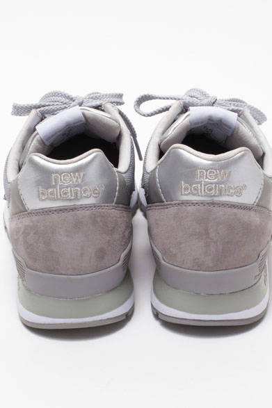 <strong>UNITED ARROWS｜ユナイテッドアローズ</strong>　「ニューバランス 996」1万4040円