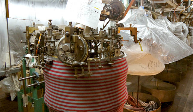 <strong>LOOPWHEELER｜ループウィラー</strong>　