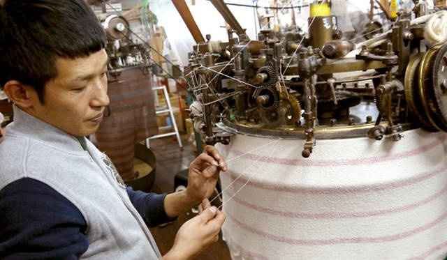 <strong>LOOPWHEELER｜ループウィラー</strong>　