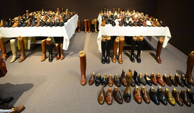 <strong>JOHN LOBB｜ジョンロブ</strong>　アトリエ内部