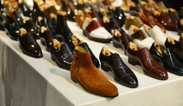<strong>JOHN LOBB｜ジョンロブ</strong>　アトリエ内部