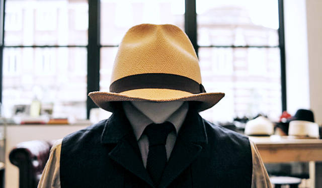 <strong>WORK NOT WORK｜ワーク ノット ワーク</strong>　「WORK NOT WORK URBAN RESEARCH KITTE丸の内店」で帽子エキシビション「HAT NOT HAT - 2014 -」開催