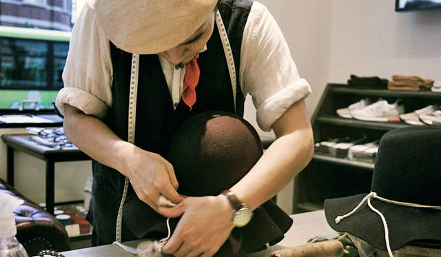 <strong>WORK NOT WORK｜ワーク ノット ワーク</strong>　「WORK NOT WORK URBAN RESEARCH KITTE丸の内店」で帽子エキシビション「HAT NOT HAT - 2014 -」開催