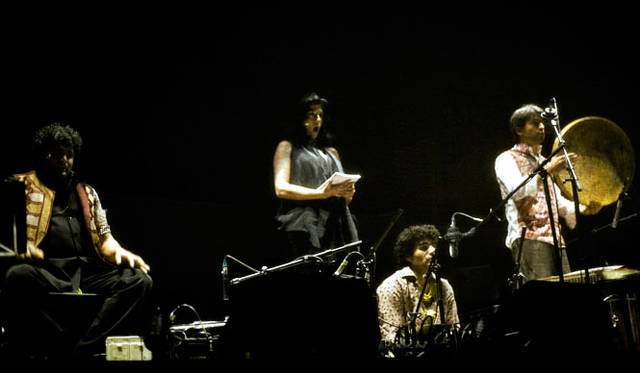 <strong>日本初演「バベル BABEL（words）」</strong>　© Koen Broos
