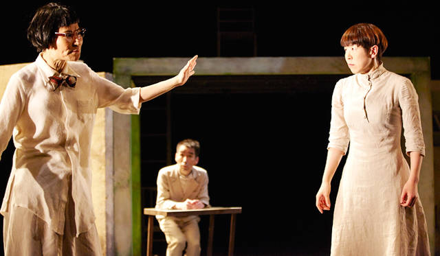 小野寺修二『赤い靴』（『異邦人』より）　※世界初演