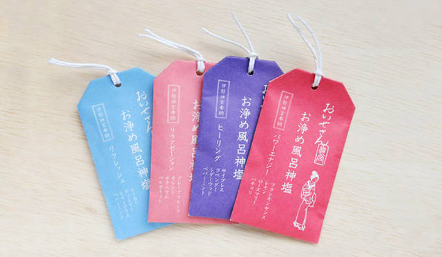 <strong>THE UN｜アン</strong>　「おいせさん」　お浄め風呂神塩（バス用ソルト）各432円