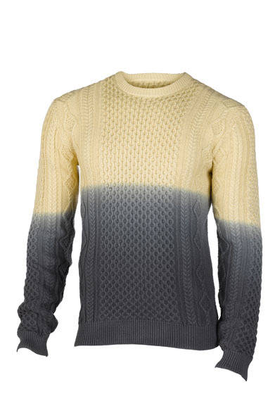 <strong>URBAN RESEARCH｜アーバンリサーチ</strong>　コラボレーションライン「BWGH for PUMA」　セーター1万8900円