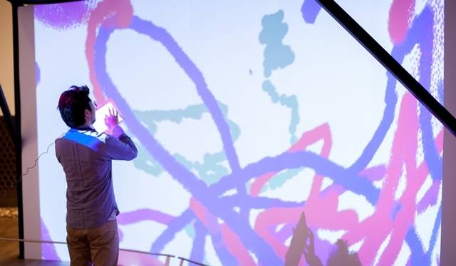 <strong>ART｜東京藝術大学大学美術館で『マテリア ライジング展II』開催</strong>　クワクボリョウタ，瀬川晃「写植文字盤による多光源植字」2014