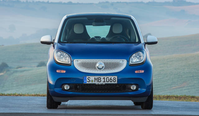 045_smart_fortwo