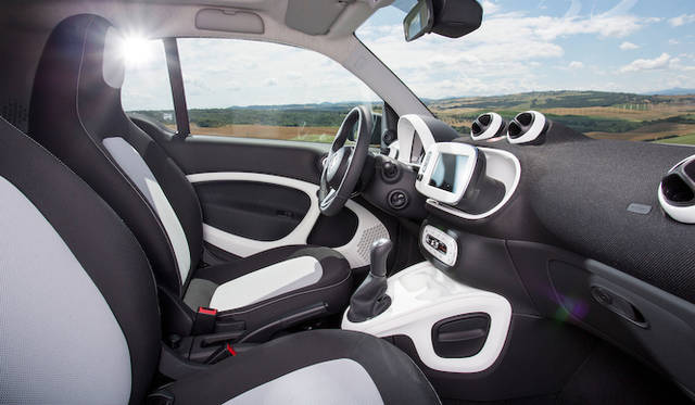 051_smart_fortwo