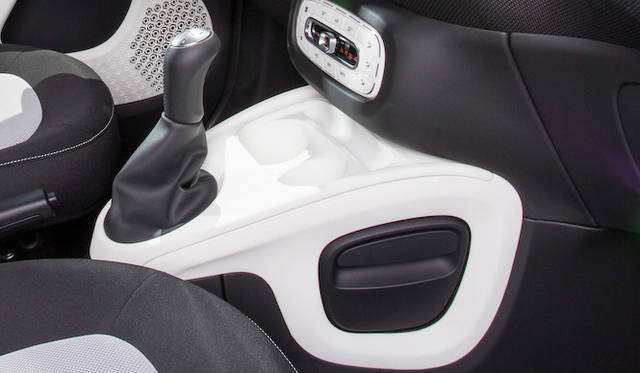 055_smart_fortwo