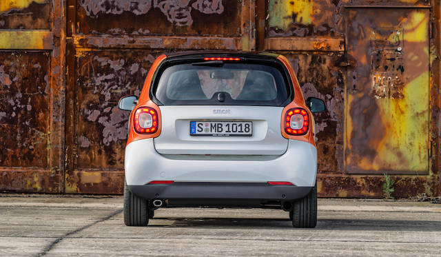 096_smart_fortwo_edition1