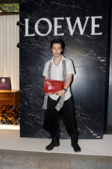 オープニング レセプションへ来場したダンサーのTAKAHIRO