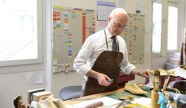 <strong>JOHN LOBB｜ジョンロブ</strong>　ジョンロブ マスターラストメーカー フランソワ・マドニーニ氏