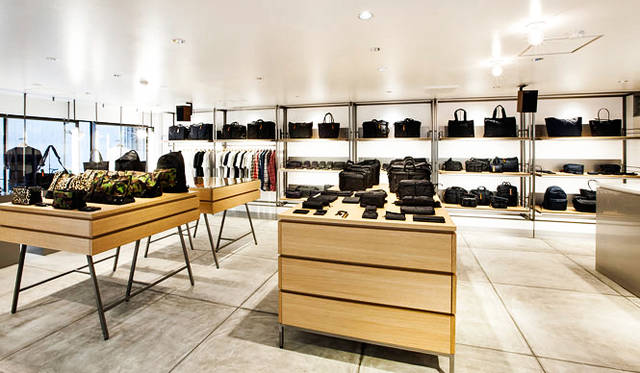 <strong>HEAD PORTER｜ヘッド・ポーター</strong>　「HEAD PORTER OSAKA」