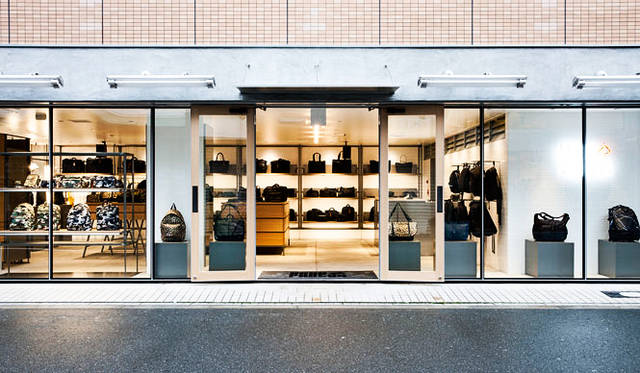 <strong>HEAD PORTER｜ヘッド・ポーター</strong>　「HEAD PORTER OSAKA」