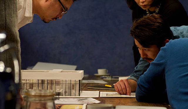 内装会議の様子