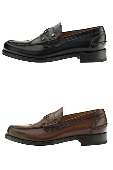 <strong>Christian Louboutin｜クリスチャン ルブタン</strong>　「クラシックシリーズ」　モデル「DE SAILLY」各19万9800円