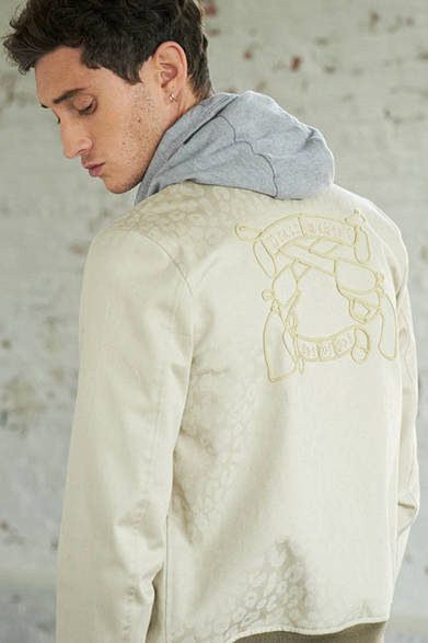 スウェットパーカ4万8600円