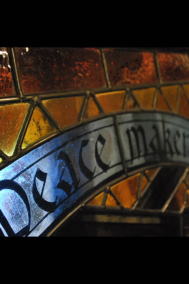 シャツ各3万4560円（8月発売）