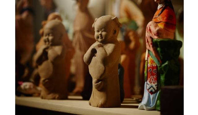 <strong>ART｜東京都写真美術館で『フィオナ・タン まなざしの詩学』展</strong>　《ディスオリエント》HDヴィデオ・インスタレーション　2009年　Courtesy of the artist and FrithStreet Gallery, London; Wako Works of Art, Tokyo