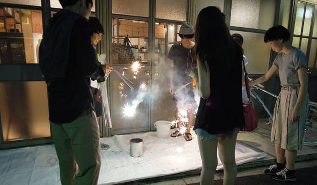 「1LDK apartments」（昨年の様子）