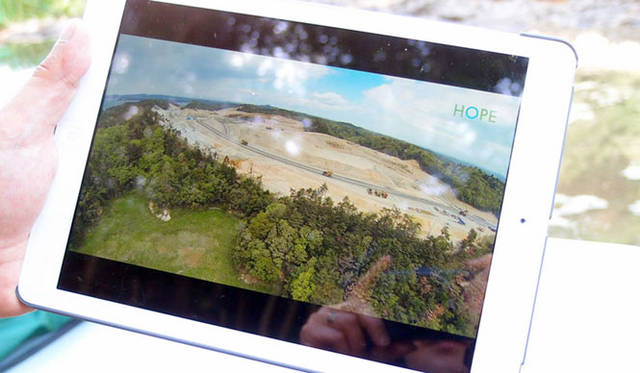 <strong>森の学校｜C.W.ニコル</strong>　森の学校を含むあたらしい町ができる高台は現在造成中だ