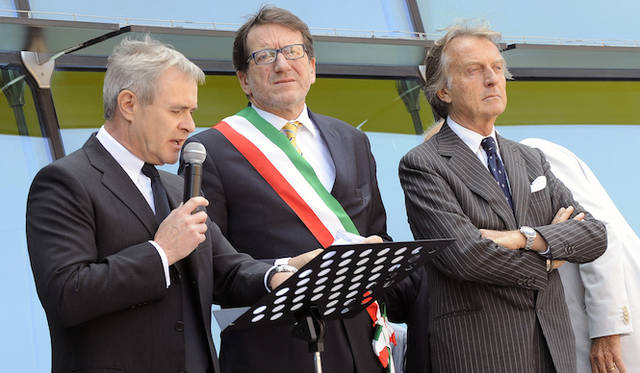 手前はマセラティのハラルド・ウェスターCEO