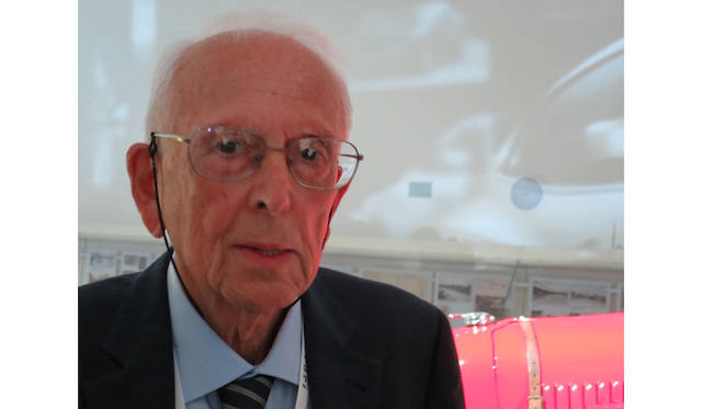 カルロ・マセラティ氏は、創業者一族であるマセラティ兄弟の六男、エットーレの息子で今年84歳になる