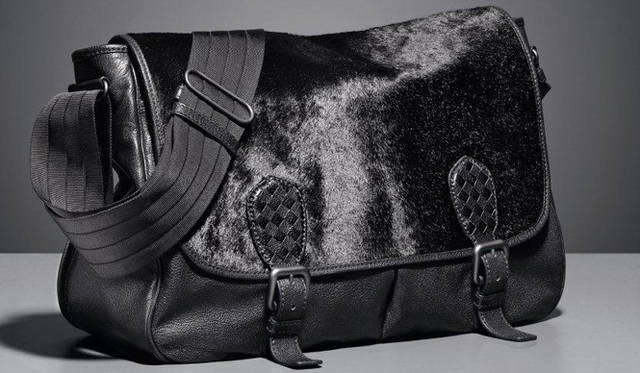 「ポニー マドラス ヘリテージ ガルデーナバッグ」［H27×W42×D8.5cm］トルマリン プリュッセ　40万7160円