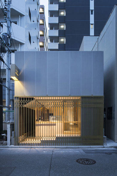 <strong>CASE-REAL｜ケース・リアル</strong>　福岡の飲食店「WINE & SWEETS TSUMONS」