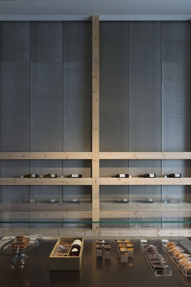 <strong>CASE-REAL｜ケース・リアル</strong>　福岡の飲食店「WINE & SWEETS TSUMONS」