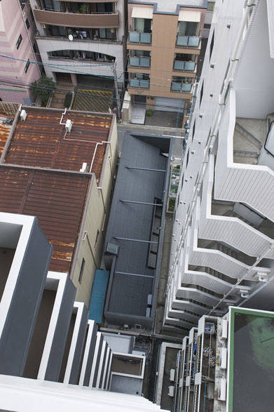 <strong>CASE-REAL｜ケース・リアル</strong>　福岡の飲食店「WINE & SWEETS TSUMONS」