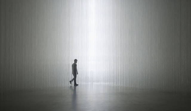 <strong>“Cartier Time Art – Mechanic of Passion” Direction by Tokujin Yoshioka</strong>　“The Gate” / Tokujin Yoshioka for Cartier Time Art © TOKUJIN YOSHIOKA INC.